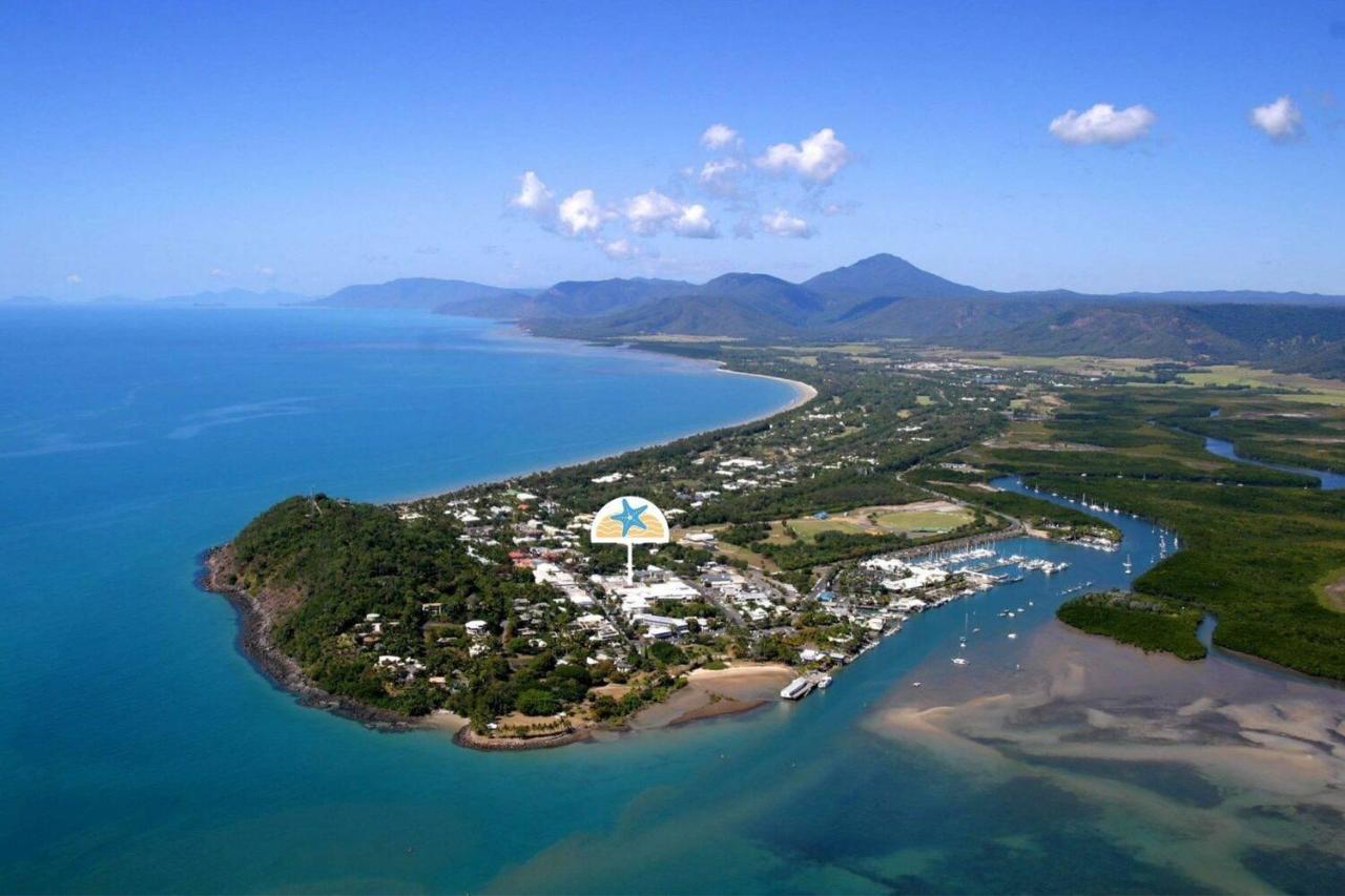 Macrossan House Boutique Holiday Apartments Port Douglas Bagian luar foto