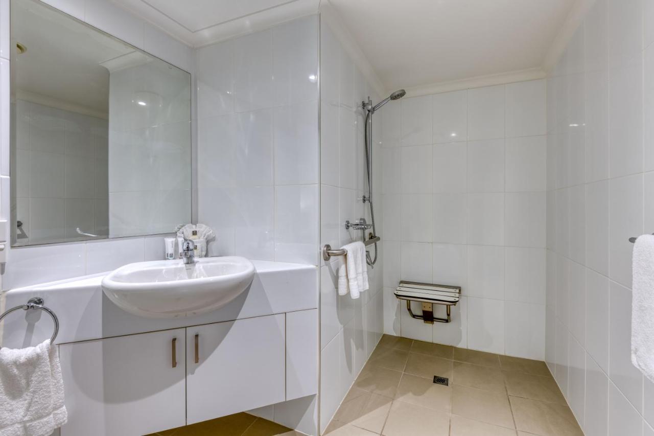 Macrossan House Boutique Holiday Apartments Port Douglas Bagian luar foto
