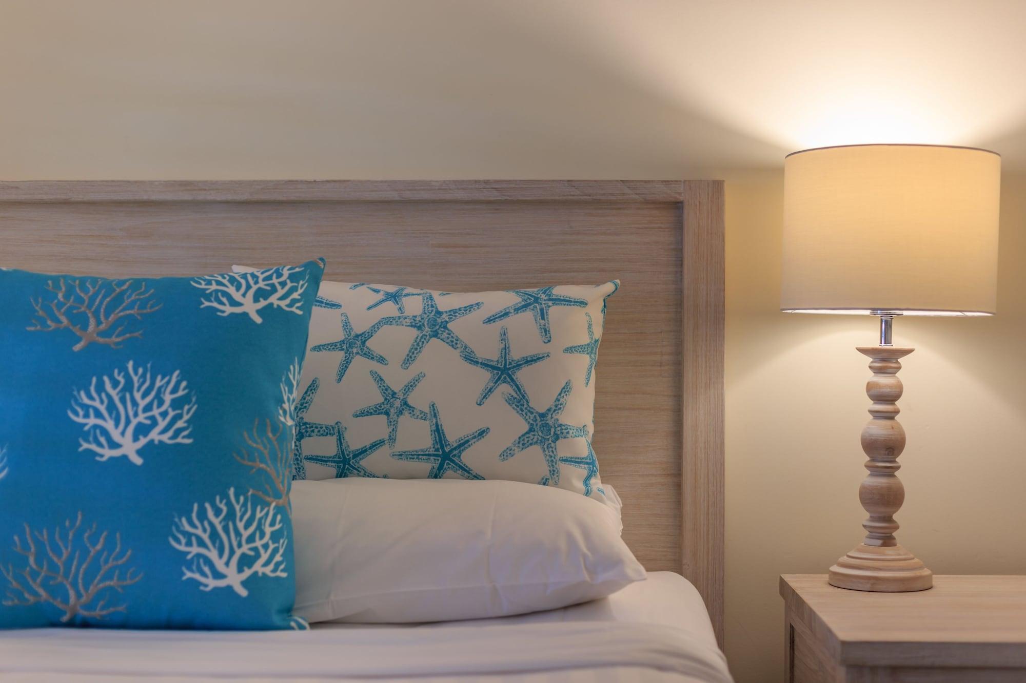Macrossan House Boutique Holiday Apartments Port Douglas Bagian luar foto
