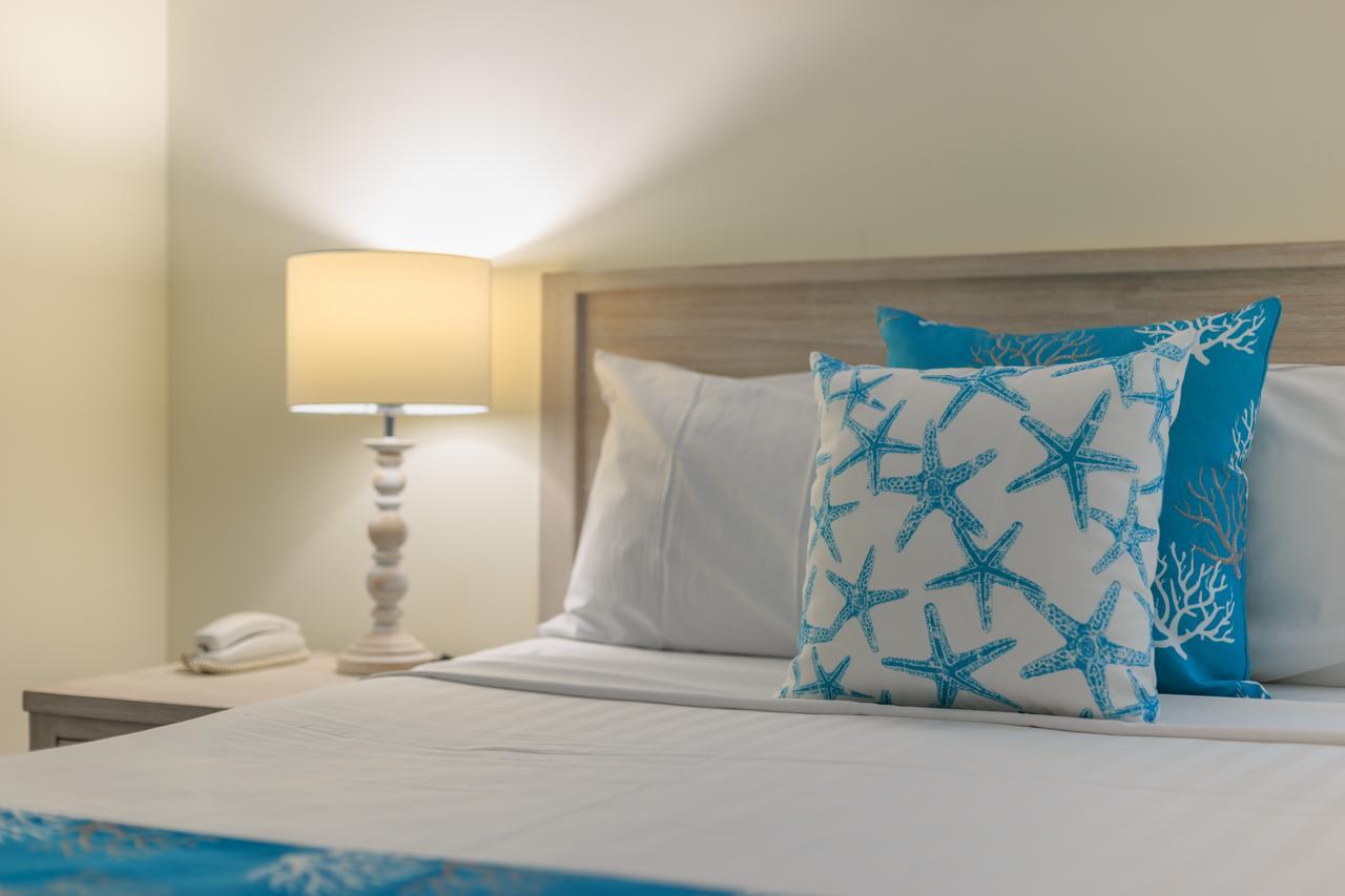 Macrossan House Boutique Holiday Apartments Port Douglas Bagian luar foto