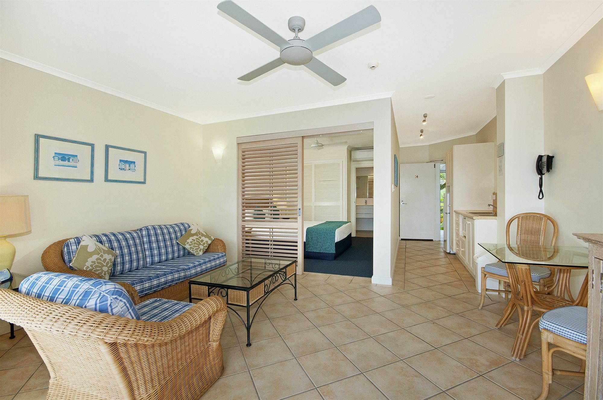 Macrossan House Boutique Holiday Apartments Port Douglas Bagian luar foto